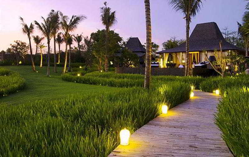 Khayangan Estate Hotel Pecatu Exterior foto